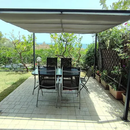 Casa Rama Wifi E Doccia Esterna Holiday home
