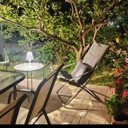 Casa Rama Wifi E Doccia Esterna Holiday home *